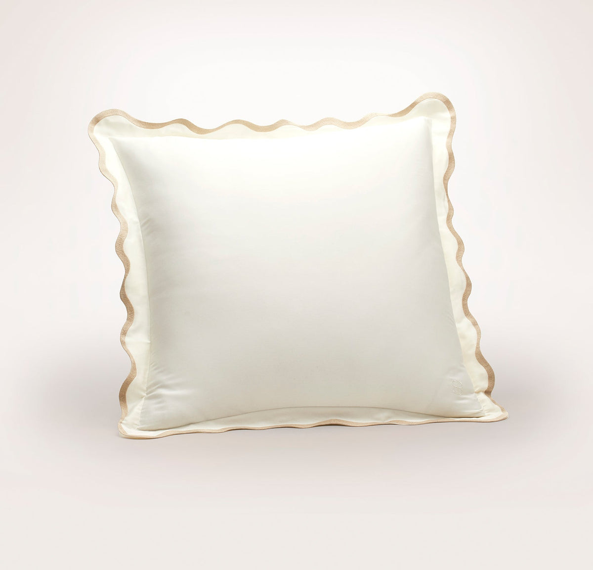 Percale Embellished Sham - Cream/Sand Curved Edge