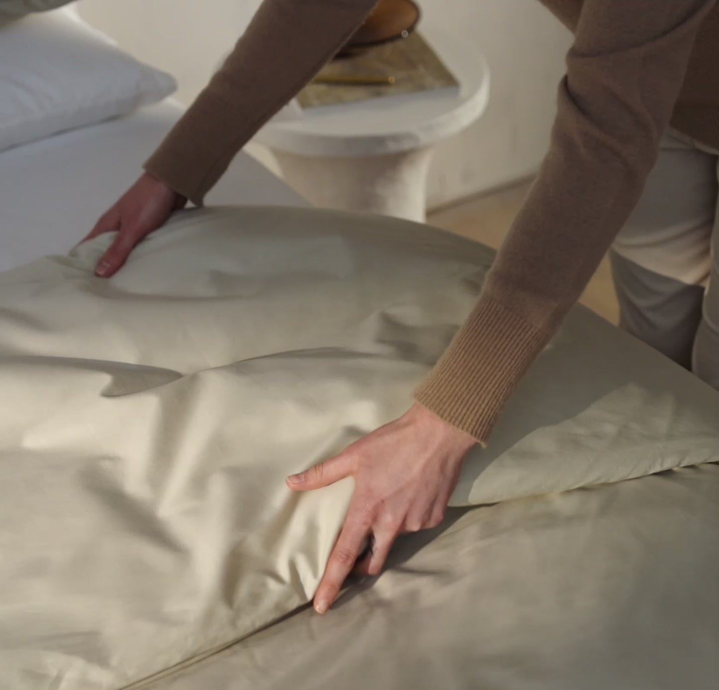 Signature Comforter Set