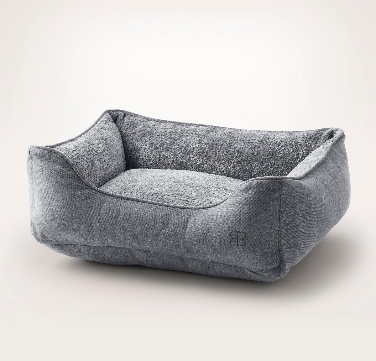 Piped Edge Pet Bed